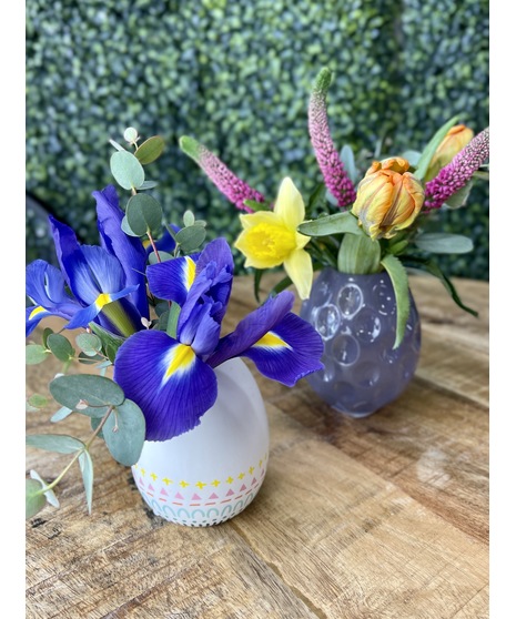 flowers in bunny themed tablescape
