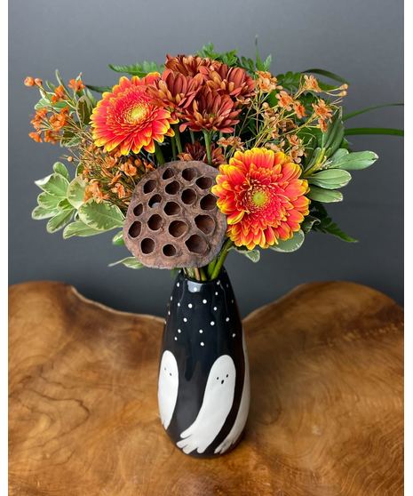 Boo's & Blooms